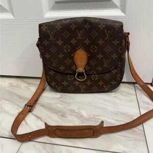 Louis vuitton authentic crossbody.